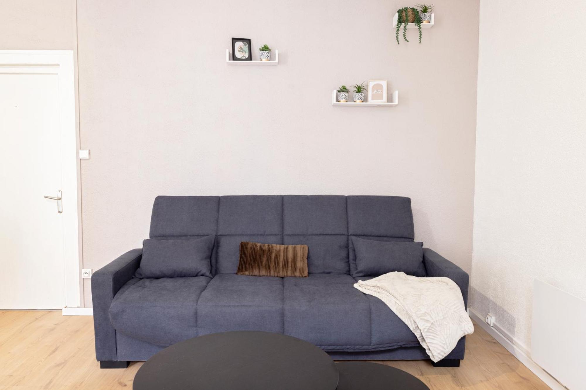 Ld-Location Hotel 蒙吕松 外观 照片